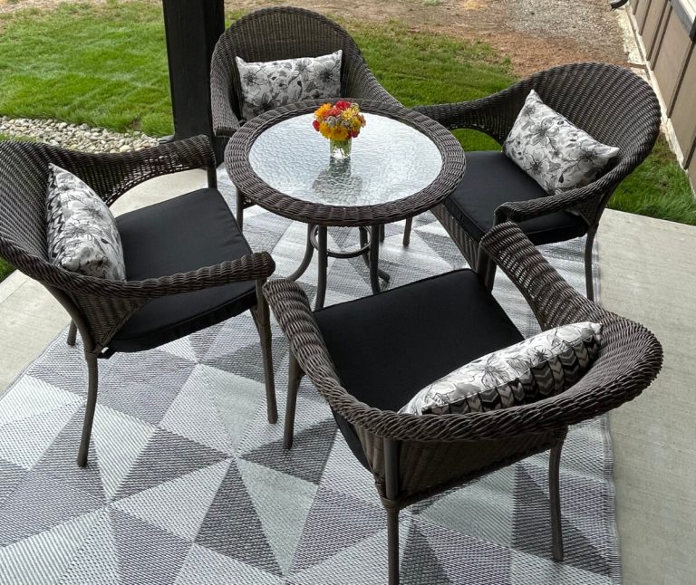 New patio furniture & cushions